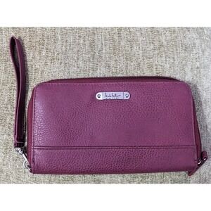 Nicole Miller Zip Around Wristlet Dark Plum Clutch‎ New York Wallet Winterberry